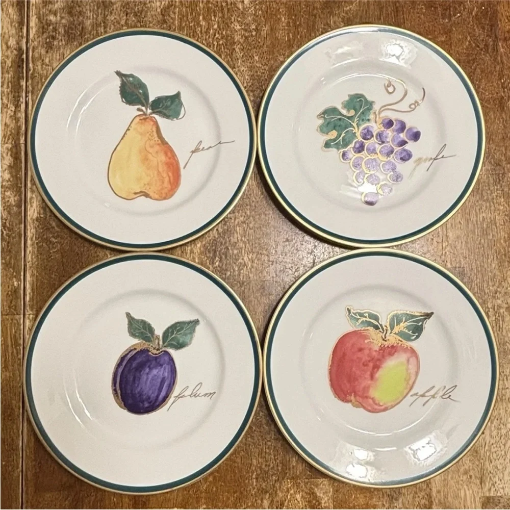 Crate and Barrel Fruits Gilded Salad Plates 8” Plum Apple Grape Pear Set of 4